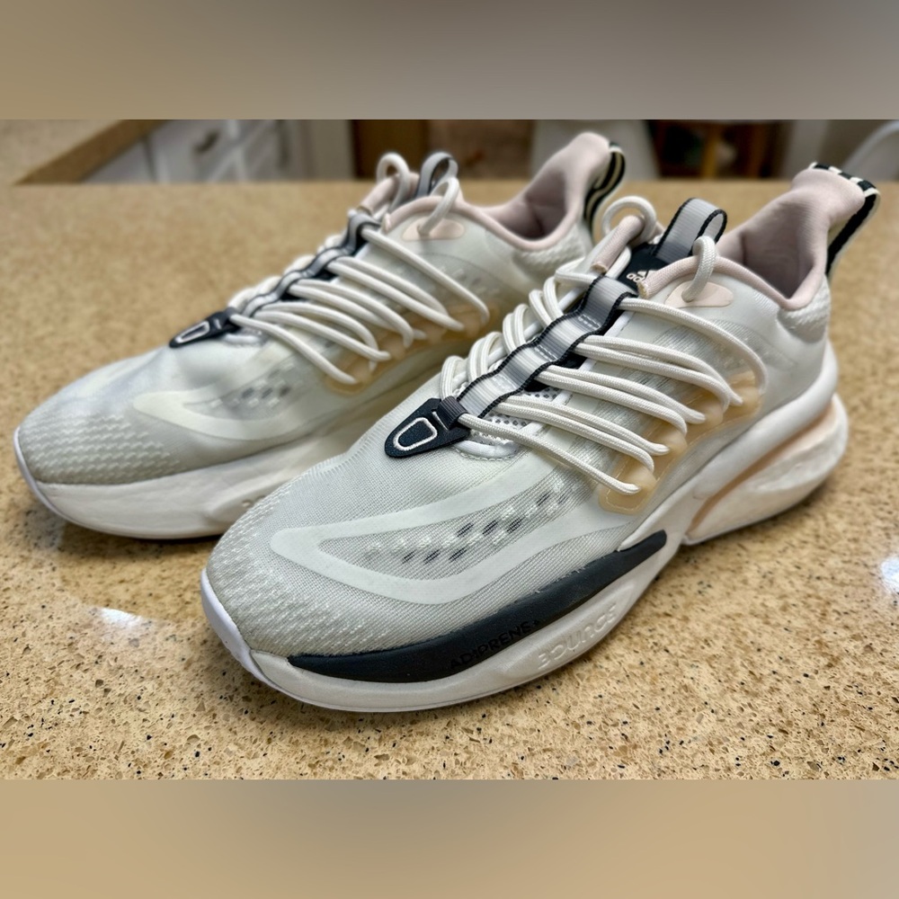 SOLD Adidas ALPHABOOST V1 SHOES